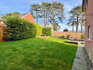 Photo 5- click for photo gallery